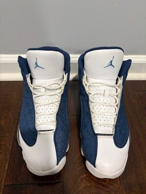 Jordan 13 Men's White and Navy Blue Retro Sneakers